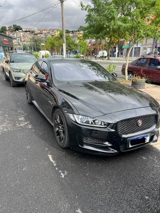 JAGUAR XE 2.0 16V INGENIUM P250 GASOLINA R-SPORT 4P AUTOMÁTICO
